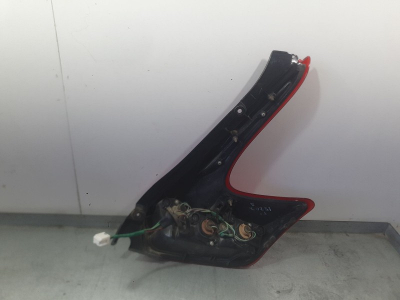 Recambio de piloto trasero izquierdo para nissan juke (f15) 1.5 dci referencia OEM IAM 265551KA0B  