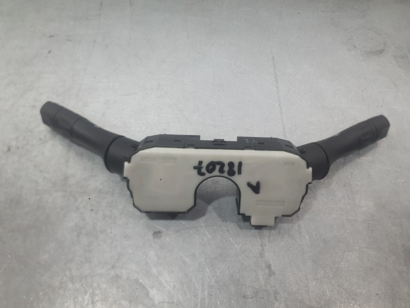 Recambio de mando luces y limpia para nissan juke (f15) 1.5 dci referencia OEM IAM 255603NL0A  
