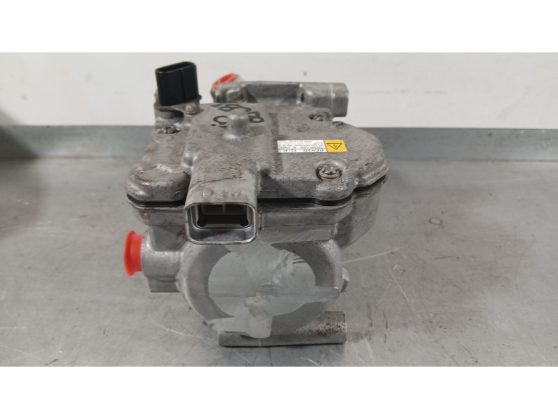 Recambio de compresor aire acondicionado para toyota yaris (_p13_) 1.5 hybrid (nhp130_) referencia OEM IAM 8837052012  