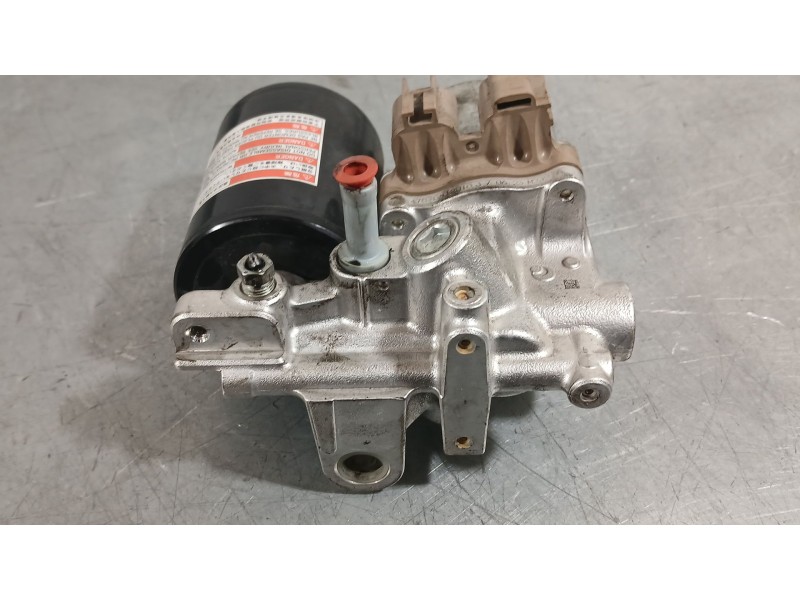 Recambio de bomba abs para toyota yaris (_p13_) 1.5 hybrid (nhp130_) referencia OEM IAM   