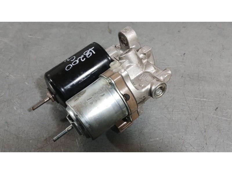 Recambio de bomba abs para toyota yaris (_p13_) 1.5 hybrid (nhp130_) referencia OEM IAM   
