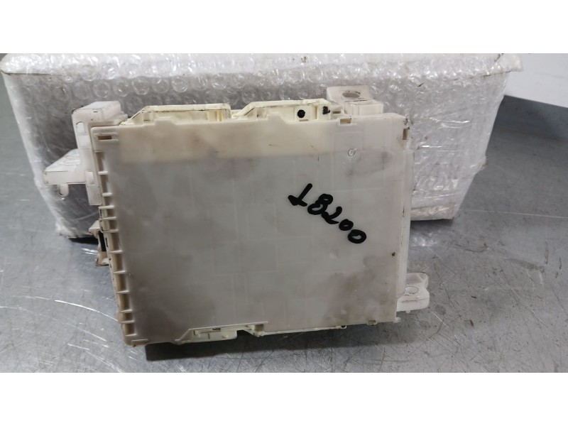 Recambio de caja reles / fusibles para toyota yaris (_p13_) 1.5 hybrid (nhp130_) referencia OEM IAM   