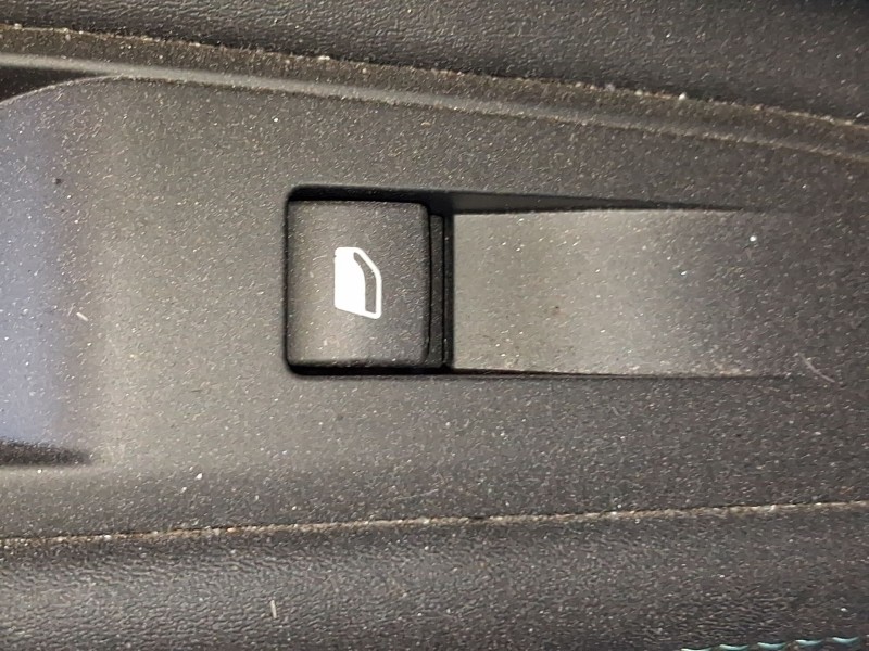 Recambio de mando elevalunas trasero izquierdo para peugeot 3008 ii suv (mc_, mr_, mj_, m4_) 1.2 thp/ puretech 130 (mrhnsm, mrhn