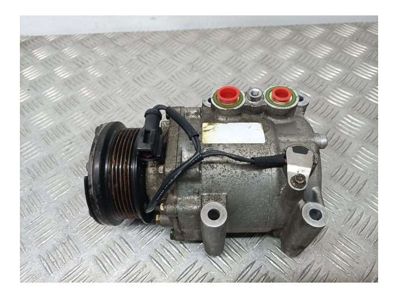Recambio de compresor aire acondicionado para ford focus berlina (cak) trend referencia OEM IAM 1779107  