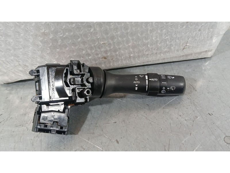Recambio de mando limpia para toyota yaris (_p13_) 1.5 hybrid (nhp130_) referencia OEM IAM   