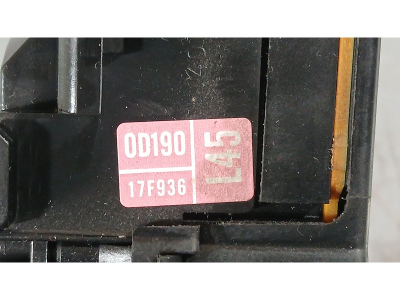 Recambio de mando limpia para toyota yaris (_p13_) 1.5 hybrid (nhp130_) referencia OEM IAM   