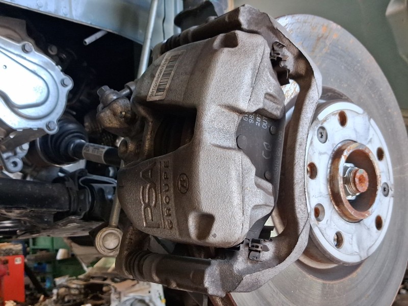 Recambio de pinza freno delantera izquierda para peugeot 3008 ii suv (mc_, mr_, mj_, m4_) 1.2 thp/ puretech 130 (mrhnsm, mrhnsu,