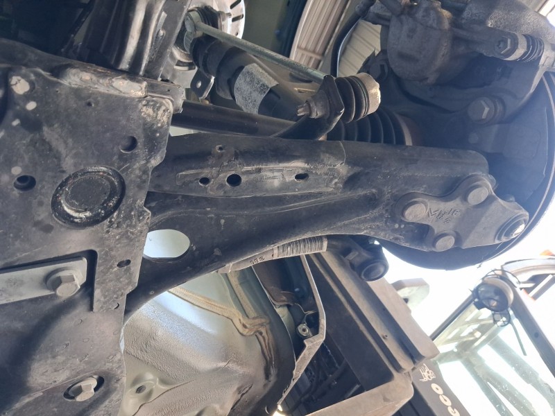 Recambio de brazo suspension inferior delantero izquierdo para peugeot 3008 ii suv (mc_, mr_, mj_, m4_) 1.2 thp/ puretech 130 (m