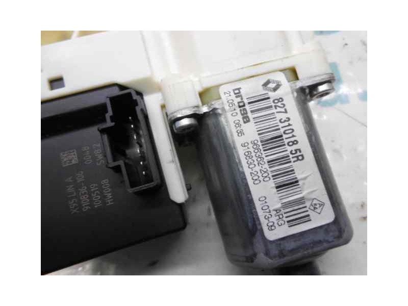 Recambio de elevalunas trasero izquierdo para renault megane iii berlina 5 p dynamique referencia OEM IAM 827310185R  BROSE ELEC