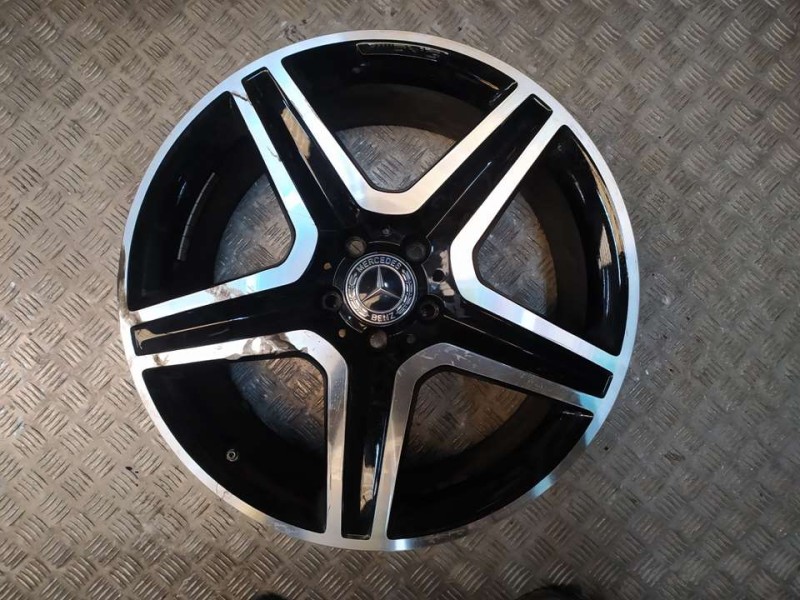 Recambio de juego llantas aluminio para mercedes-benz clase gla (w156) gla 200 (156.943) referencia OEM IAM 8X19 5 TORN ET 435 A