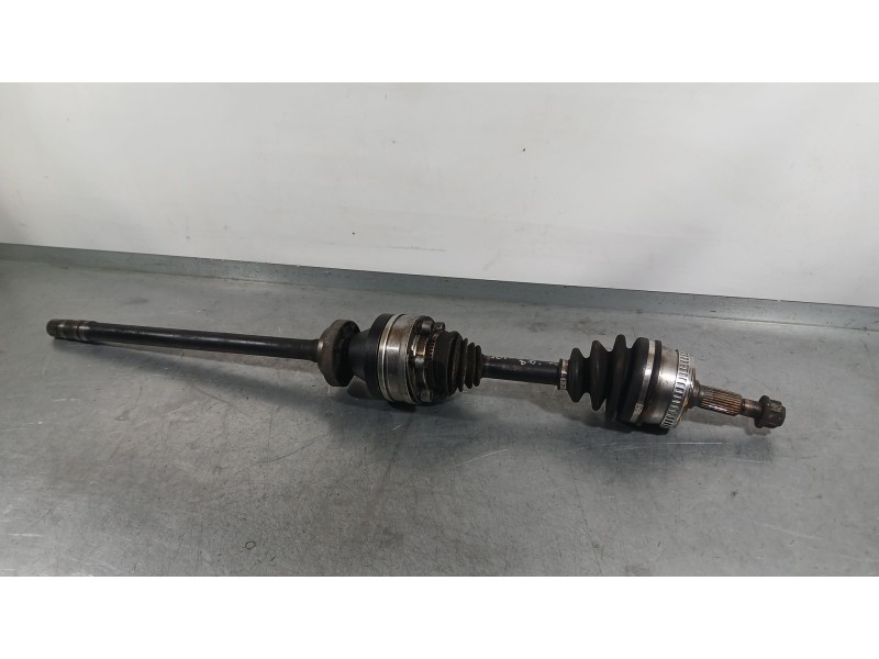 Recambio de transmision delantera derecha para mercedes-benz vito furgoneta (w638) 110 cdi 2.2 (638.094) referencia OEM IAM A638