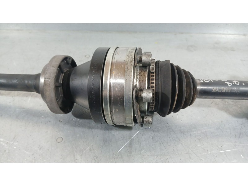 Recambio de transmision delantera derecha para mercedes-benz vito furgoneta (w638) 110 cdi 2.2 (638.094) referencia OEM IAM A638