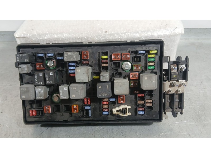 Recambio de caja reles / fusibles para chevrolet cruze hatchback (j305) 1.7 d referencia OEM IAM 95492931  
