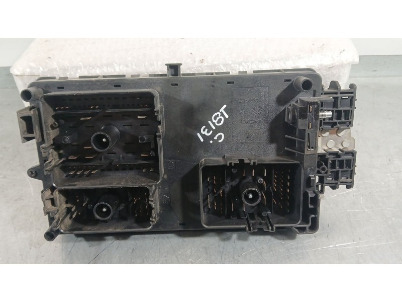 Recambio de caja reles / fusibles para chevrolet cruze hatchback (j305) 1.7 d referencia OEM IAM 95492931  