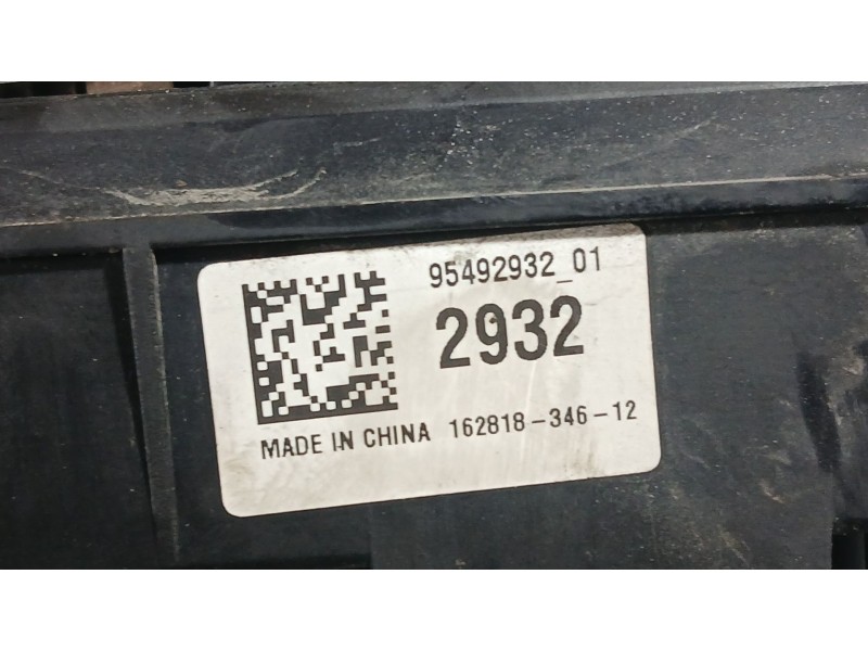 Recambio de caja reles / fusibles para chevrolet cruze hatchback (j305) 1.7 d referencia OEM IAM 95492931  