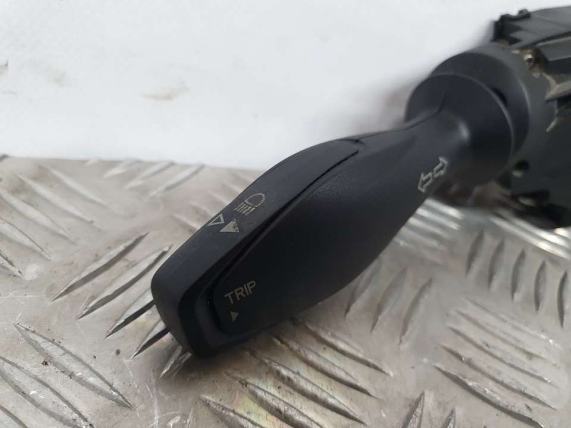 Recambio de mando intermitentes para ford transit courier ambiente referencia OEM IAM 8A6T13335BC  