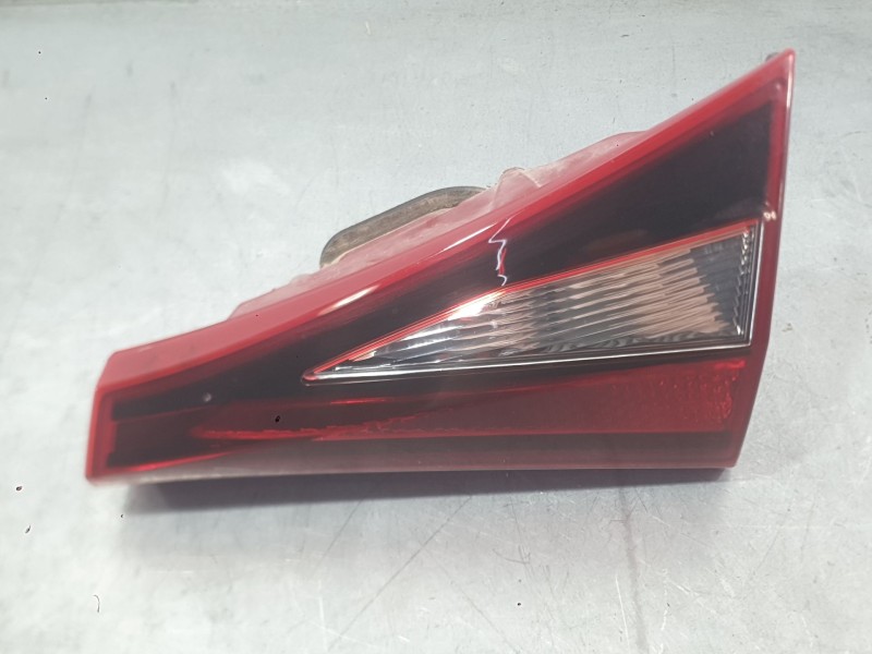 Recambio de piloto trasero derecho interior para hyundai i20 iii (bc3, bi3) 1.0 t-gdi referencia OEM IAM 92404Q0000  