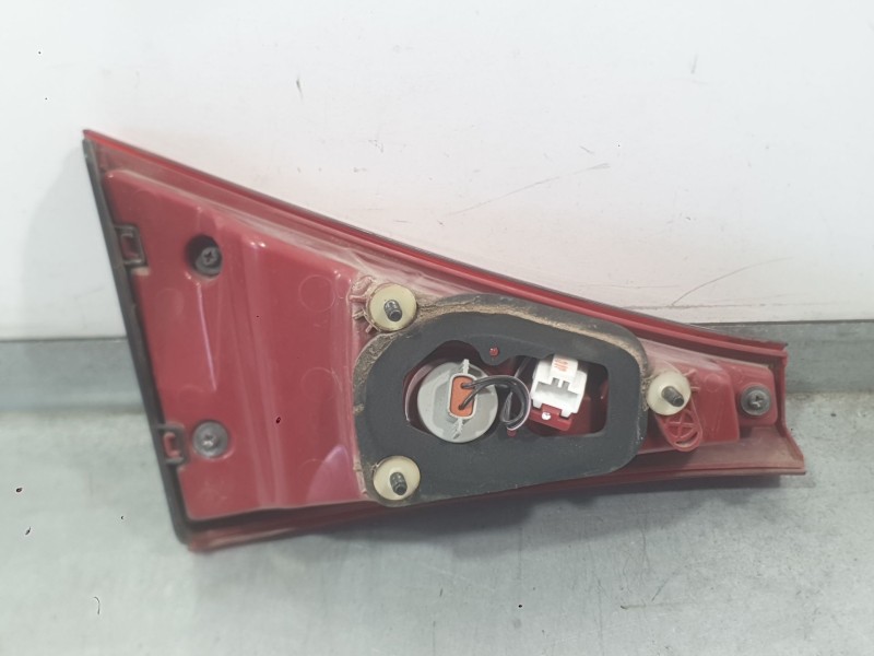 Recambio de piloto trasero derecho interior para hyundai i20 iii (bc3, bi3) 1.0 t-gdi referencia OEM IAM 92404Q0000  