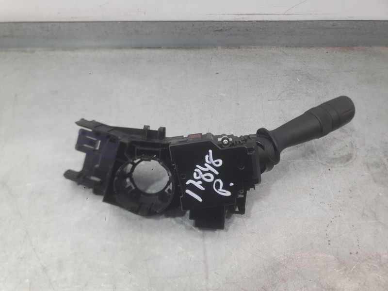 Recambio de mando luces para toyota auris (-e18) 1.8 hybrid (zwee186) referencia OEM IAM 8414002730  8465202540
