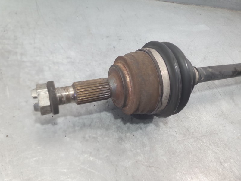 Recambio de transmision delantera izquierda para peugeot 3008 ii suv (mc_, mr_, mj_, m4_) 1.6 bluehdi 100 referencia OEM IAM 980