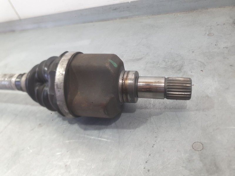 Recambio de transmision delantera izquierda para peugeot 3008 ii suv (mc_, mr_, mj_, m4_) 1.6 bluehdi 100 referencia OEM IAM 980
