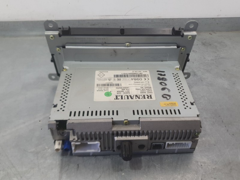 Recambio de sistema navegacion gps para renault clio iv (bh_) 0.9 tce 90 referencia OEM IAM 281151811R  