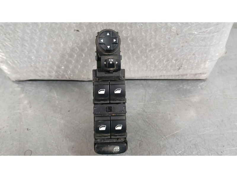 Recambio de mando elevalunas delantero izquierdo para opel corsa f (p2jo) 1.2 (68) referencia OEM IAM 96788281ZD C/MANDO RETROVI