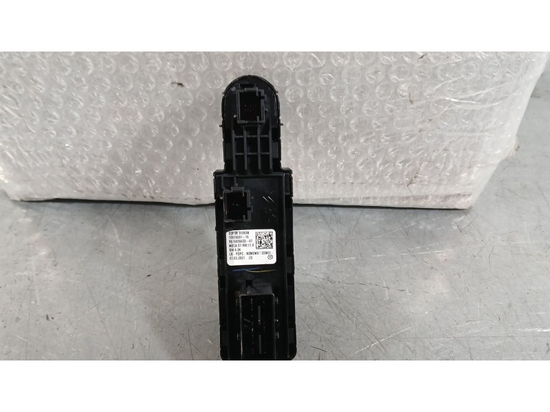 Recambio de mando elevalunas delantero izquierdo para opel corsa f (p2jo) 1.2 (68) referencia OEM IAM 96788281ZD C/MANDO RETROVI