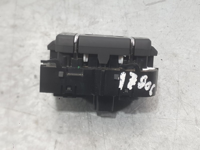 Recambio de mando retrovisor para renault clio iv (bh_) 0.9 tce 90 referencia OEM IAM 255700068R  