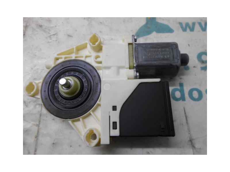 Recambio de motor elevalunas trasero derecho para renault megane iii berlina 5 p dynamique referencia OEM IAM 827306548R 9663632