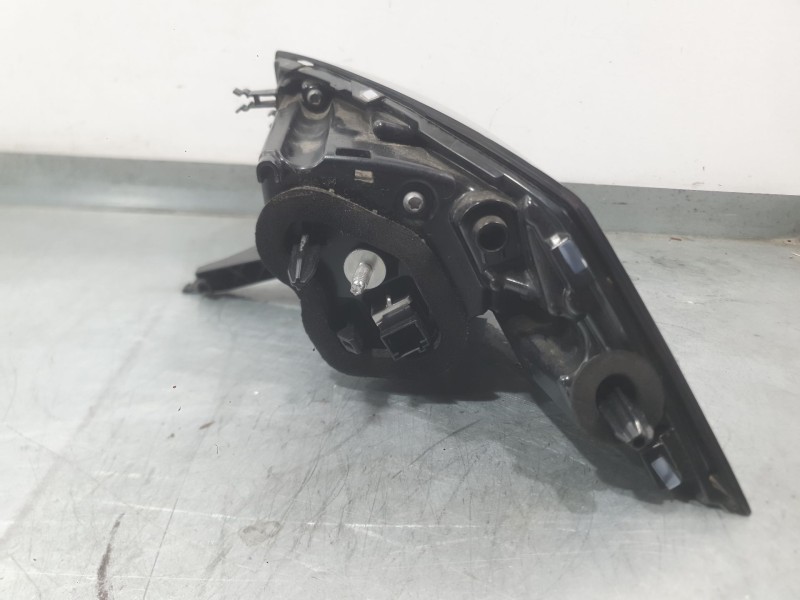 Recambio de piloto trasero izquierdo exterior para peugeot 2008 ii (ud_, us_, uy_, uj_, ur_, uc_) 1.2 puretech 130 referencia OE