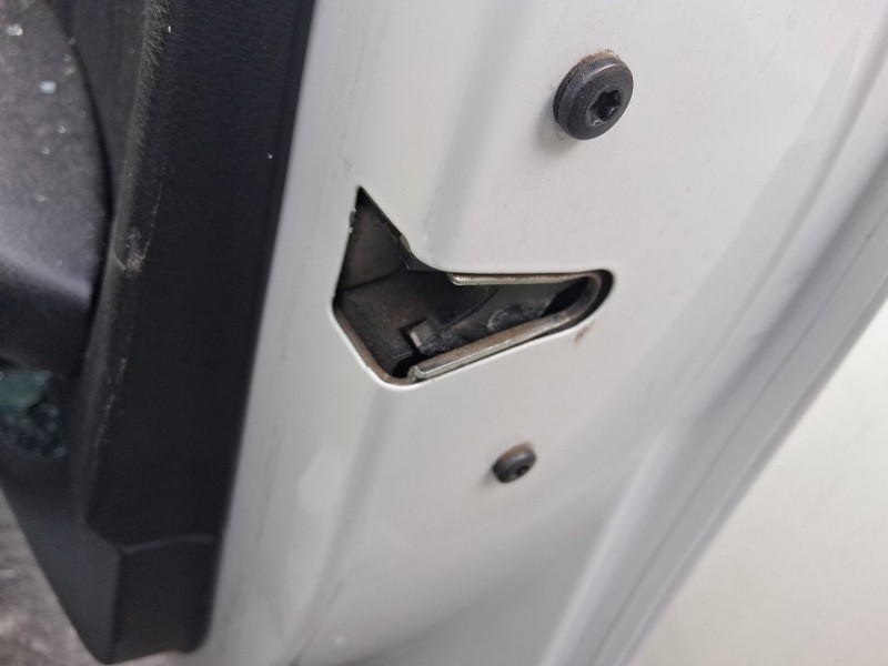 Recambio de cerradura puerta delantera derecha para bmw 1 (f20) 118 i referencia OEM IAM 51217202146  