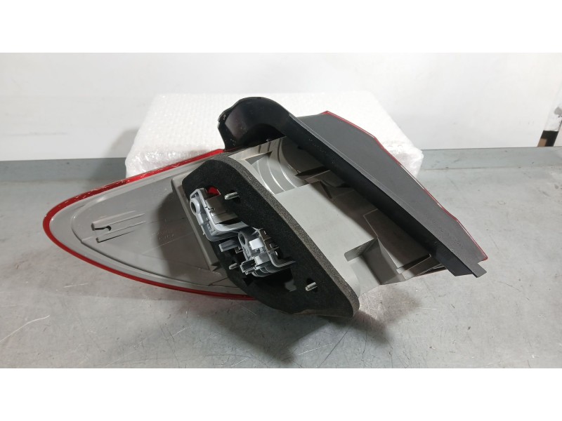 Recambio de piloto trasero derecho exterior para mercedes-benz clase b sports tourer (w246, w242) b 180 cdi (246.200) referencia