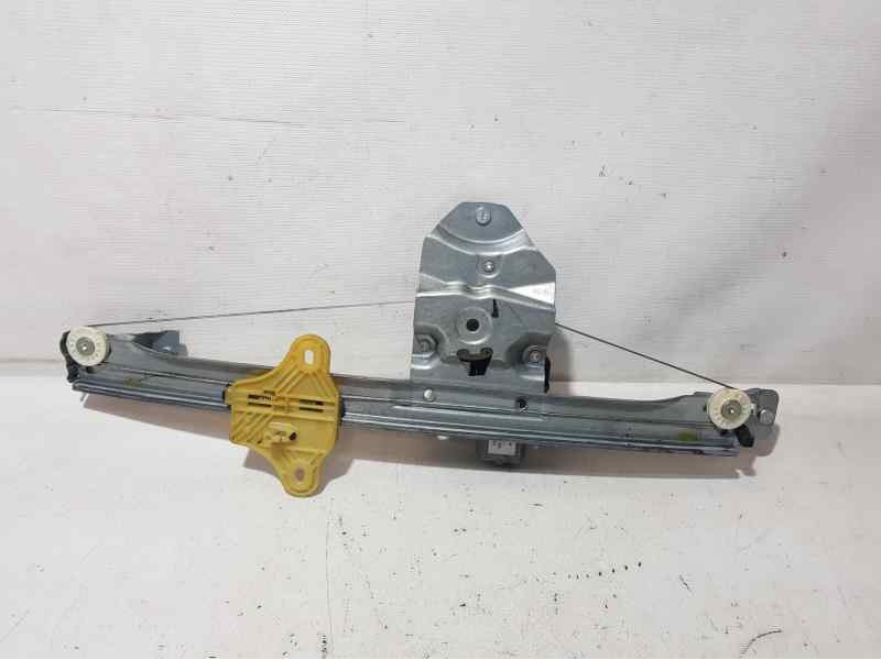 Recambio de elevalunas delantero izquierdo para renault clio iv expression referencia OEM IAM  2 PINS ELECTRICO