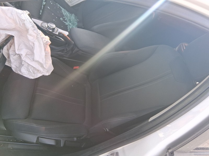 Recambio de asiento delantero izquierdo para bmw 1 (f20) 118 i referencia OEM IAM   