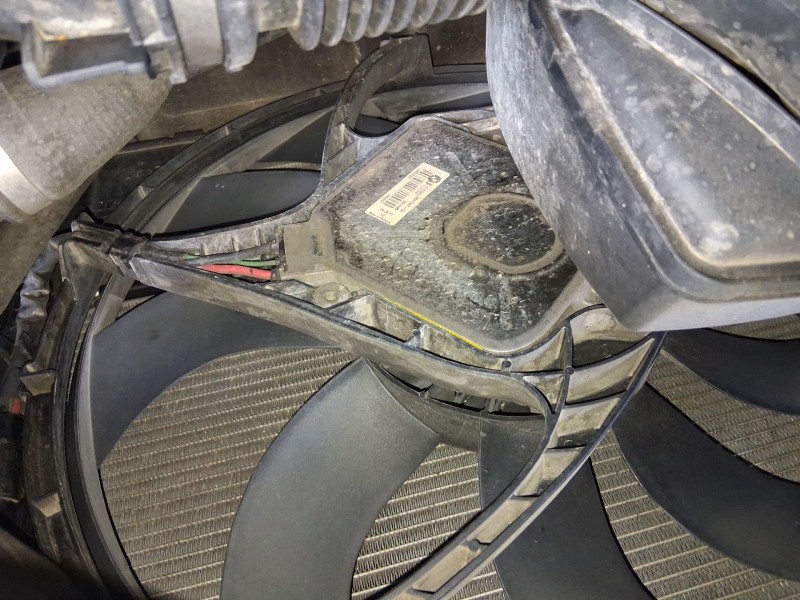 Recambio de electroventilador para bmw 1 (f20) 118 i referencia OEM IAM 17428641964  