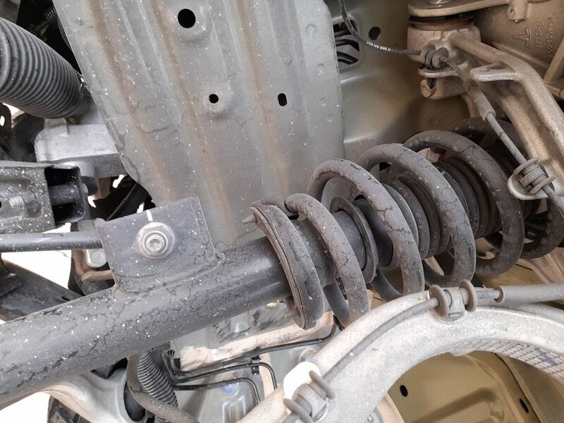 Recambio de amortiguador delantero izquierdo para tesla model 3 (5yj3) ev referencia OEM IAM 134436100D  