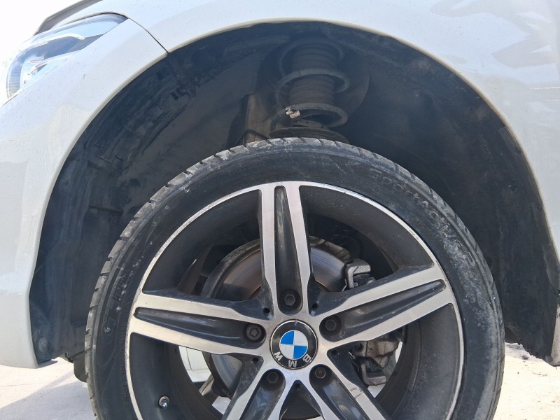 Recambio de plastico pase rueda del. izq. para bmw 1 (f20) 118 i referencia OEM IAM 51717241845 51717260709 