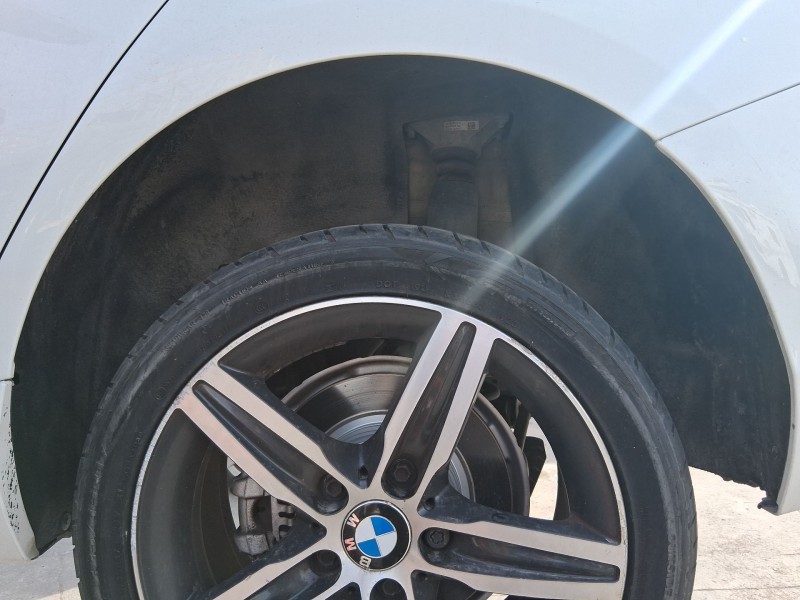Recambio de plastico pase rueda tras. izq. para bmw 1 (f20) 118 i referencia OEM IAM 51717241857  