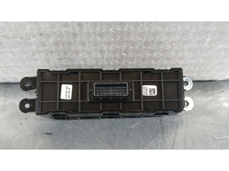Recambio de mando multifuncion para kia niro (de) 1.6 gdi hybrid referencia OEM IAM   