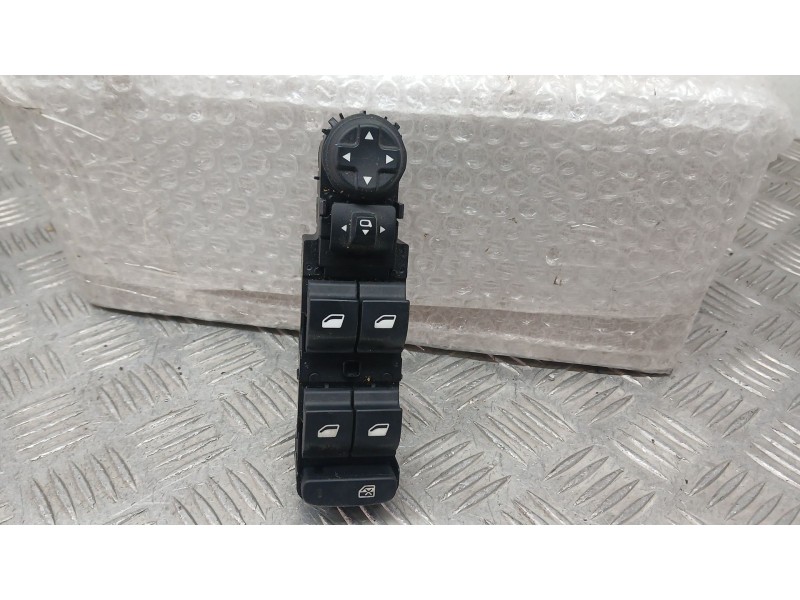 Recambio de mando elevalunas delantero izquierdo para peugeot 208 ii (ub_, up_, uw_, uj_) 1.2 puretech 100 referencia OEM IAM 96