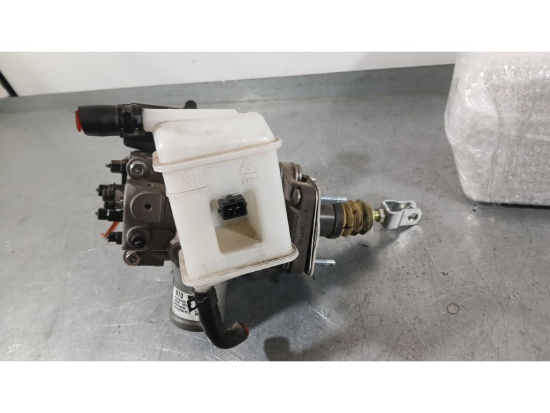 Recambio de abs para kia niro (de) 1.6 gdi hybrid referencia OEM IAM 58620G2300 C/BOMBA DE FRENO Y SERVOFRENO 