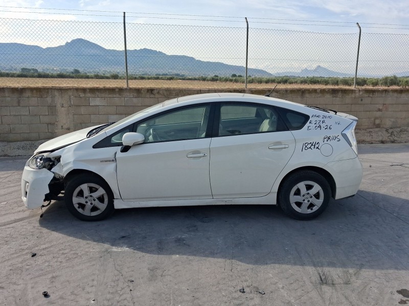 toyota prius (_w3_) del año 2010