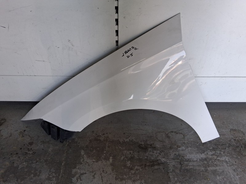 Recambio de aleta delantera izquierda para seat leon (5f1) 1.6 tdi referencia OEM IAM 5F0821021G  
