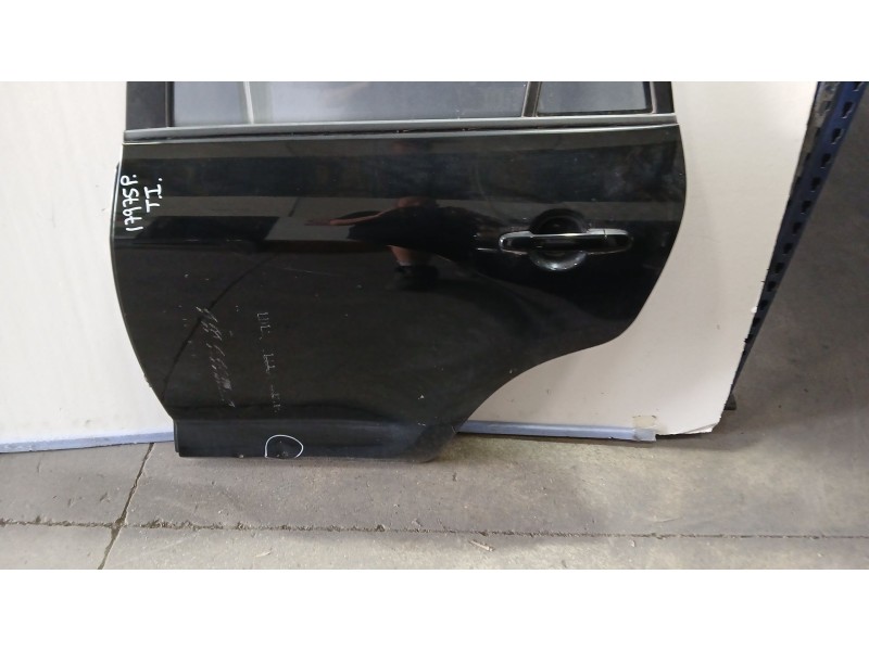 Recambio de puerta trasera izquierda para toyota rav 4 iii (_a3_) 2.0 4wd (aca30_) referencia OEM IAM 6700442131  TOCADA