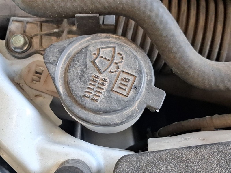 Recambio de deposito limpia para toyota prius (_w3_) 1.8 hybrid (zvw3_) referencia OEM IAM 8531547140  