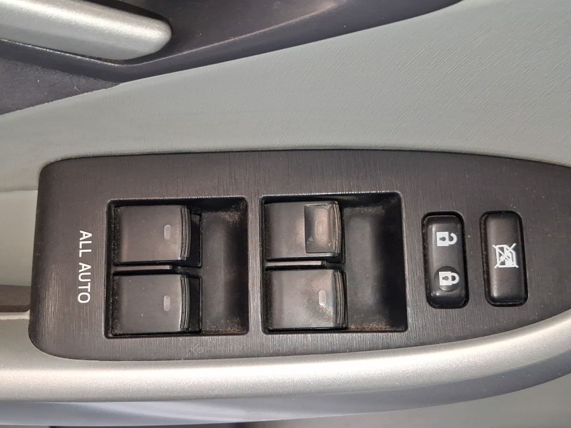 Recambio de mando elevalunas delantero izquierdo para toyota prius (_w3_) 1.8 hybrid (zvw3_) referencia OEM IAM 8404033100  