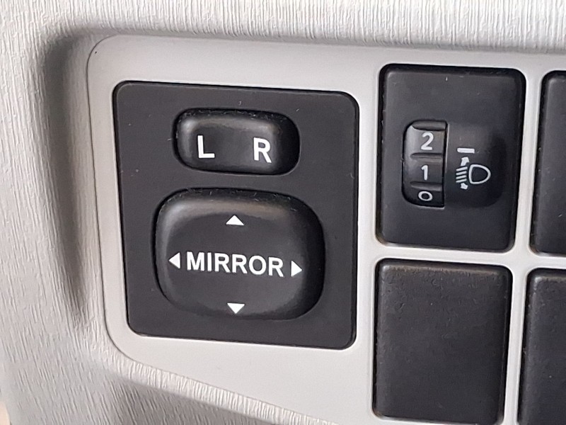 Recambio de mando retrovisor para toyota prius (_w3_) 1.8 hybrid (zvw3_) referencia OEM IAM 8487034010  