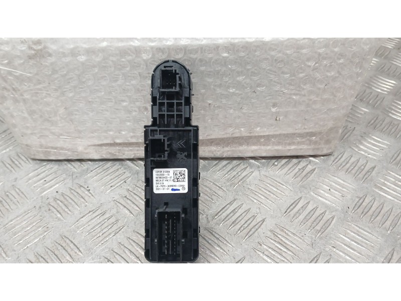 Recambio de mando elevalunas delantero izquierdo para peugeot 208 ii (ub_, up_, uw_, uj_) 1.2 puretech 100 referencia OEM IAM 96