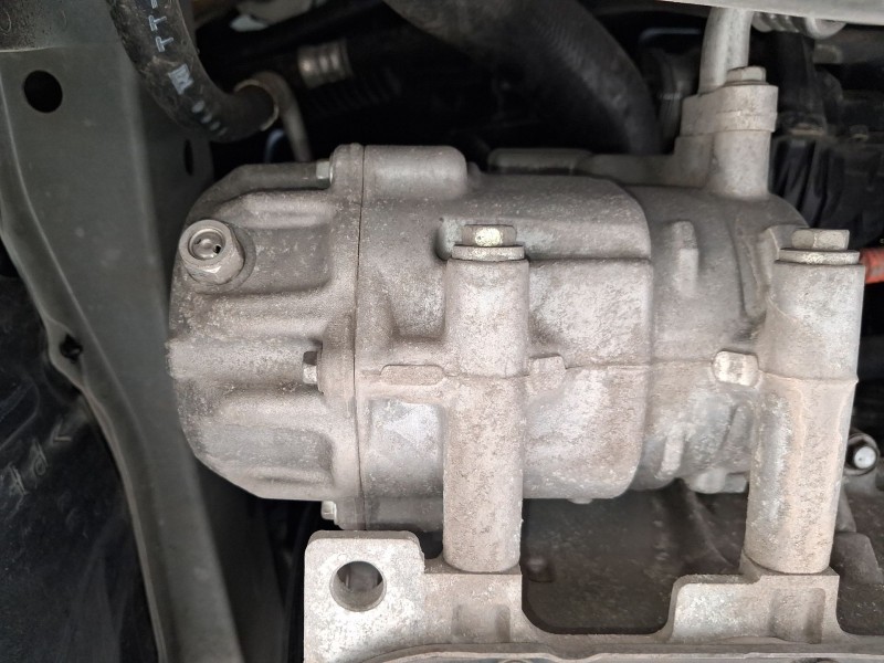 Recambio de compresor aire acondicionado para toyota prius (_w3_) 1.8 hybrid (zvw3_) referencia OEM IAM 8837047033  
